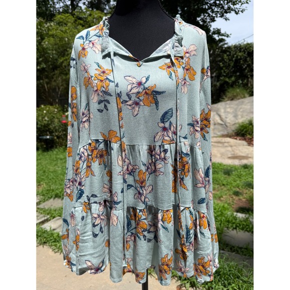 easel Tops - Easel Sage‎ Green Floral Tiered Babydoll Tunic Top Tie Neck Long Sleeve Small